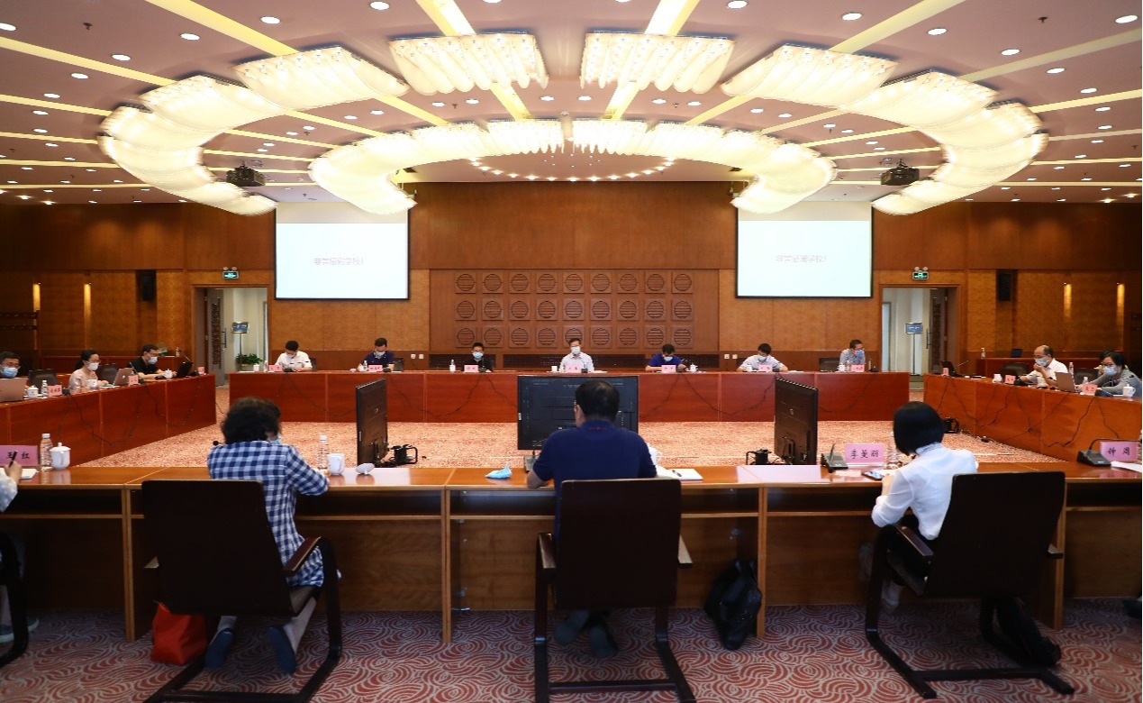 2025新澳门开门原料免费