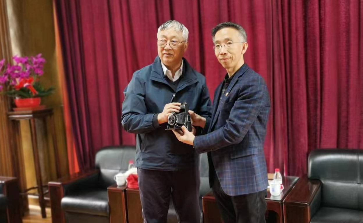 2025新澳门开门原料免费