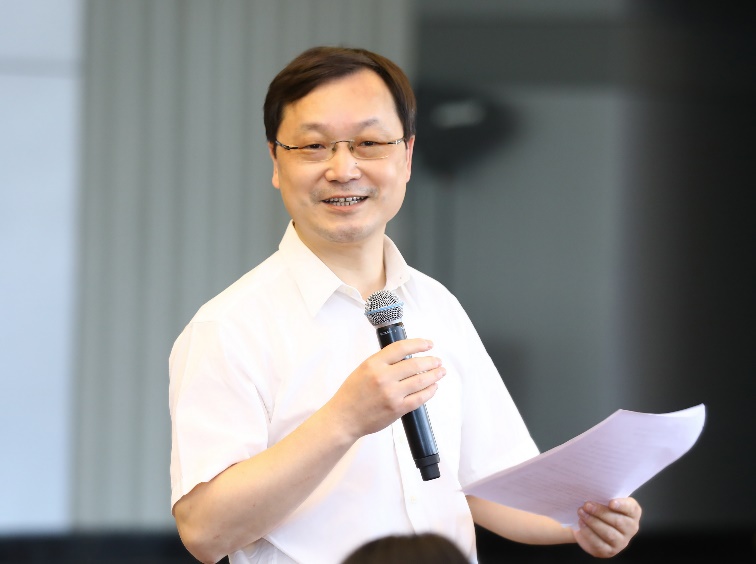 2025新澳门开门原料免费