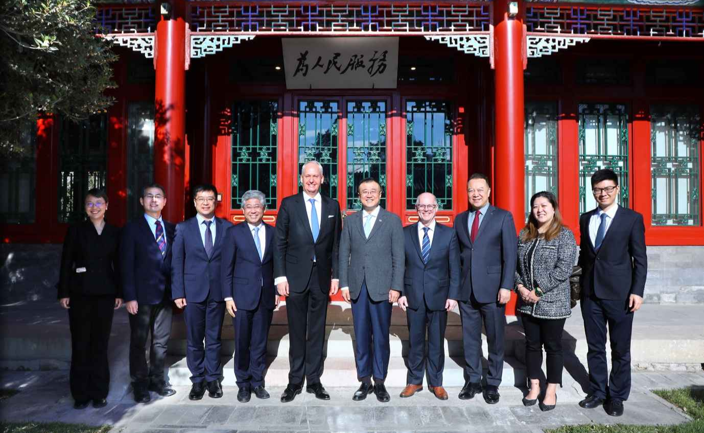 2025新澳门开门原料免费
