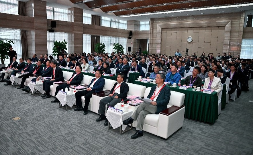 2025新澳门开门原料免费