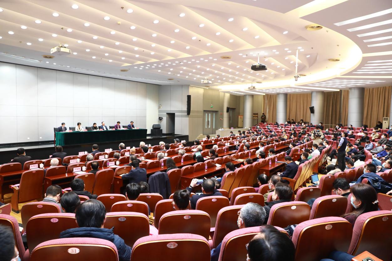 2025新澳门开门原料免费