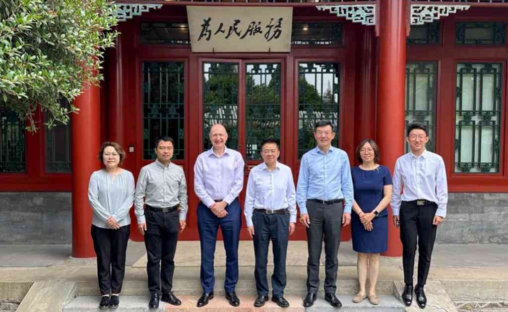 2025新澳门开门原料免费