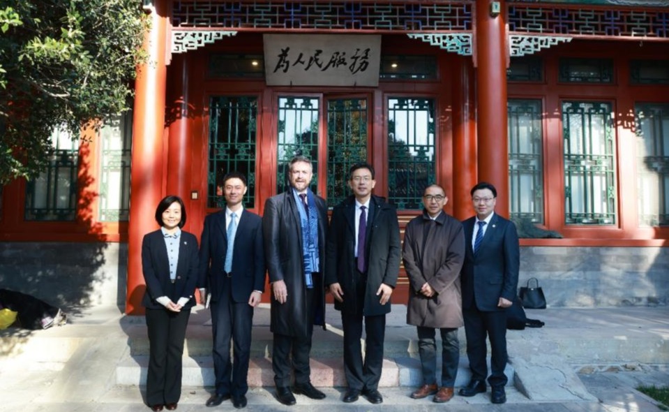 2025新澳门开门原料免费