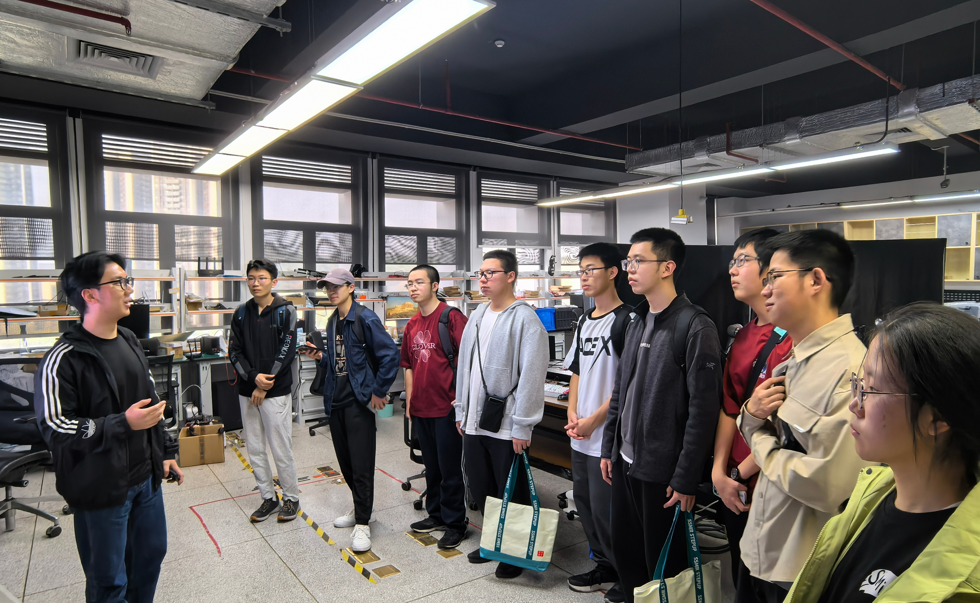 2025新澳门开门原料免费