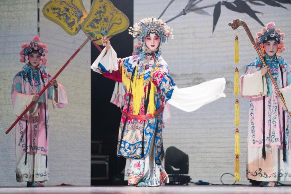 2025新澳门开门原料免费