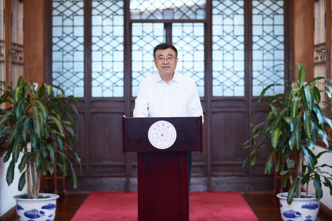 2025新澳门开门原料免费