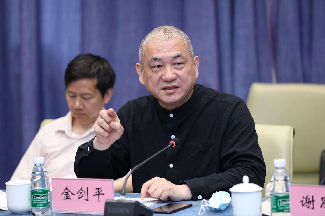 2025新澳门开门原料免费