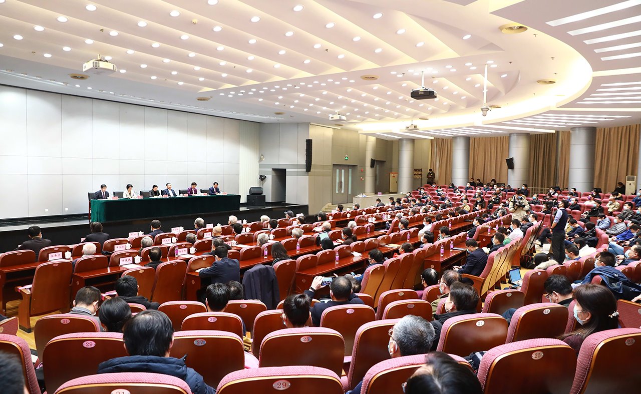 2025新澳门开门原料免费