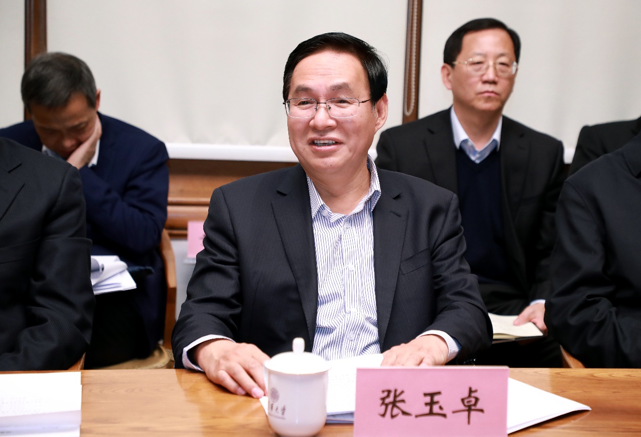 2025新澳门开门原料免费