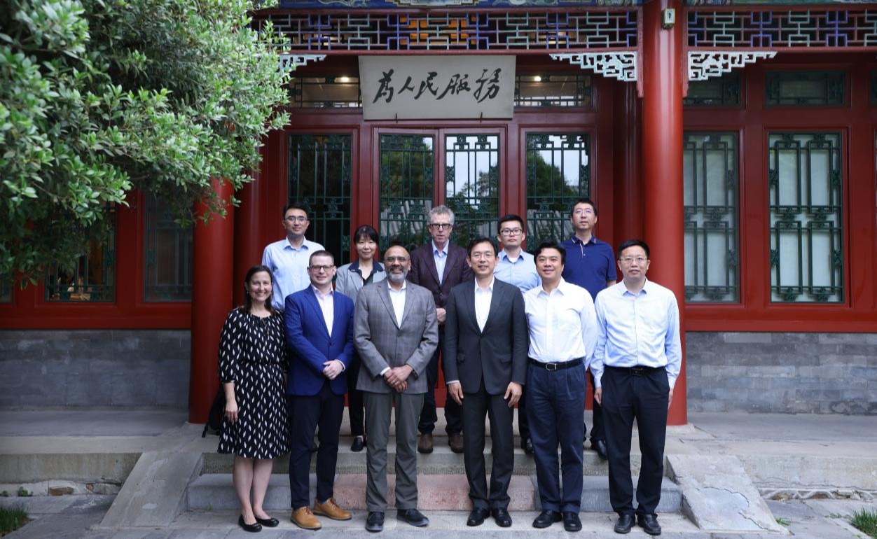 2025新澳门开门原料免费