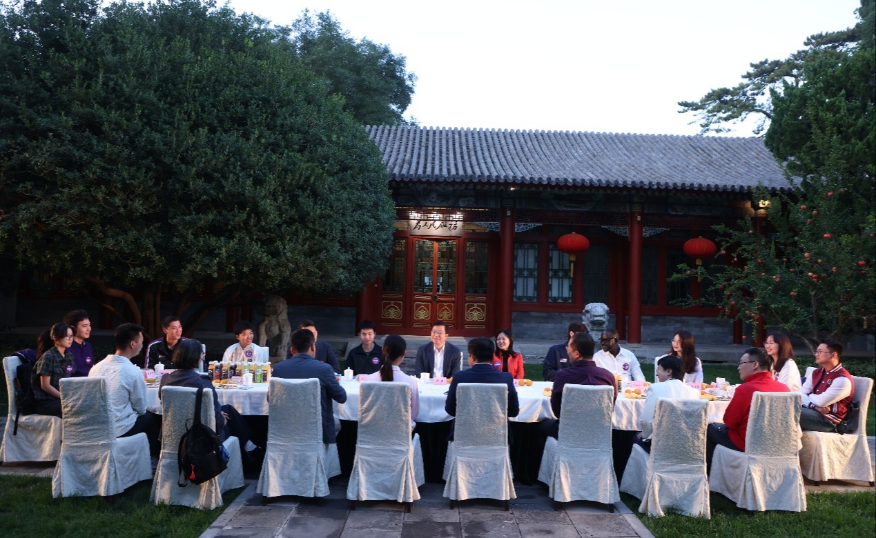 2025新澳门开门原料免费