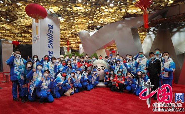 2025新澳门开门原料免费