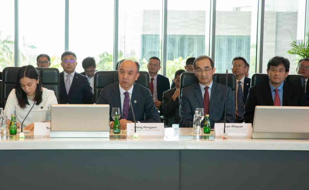 2025新澳门开门原料免费