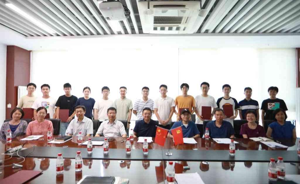 2025新澳门开门原料免费