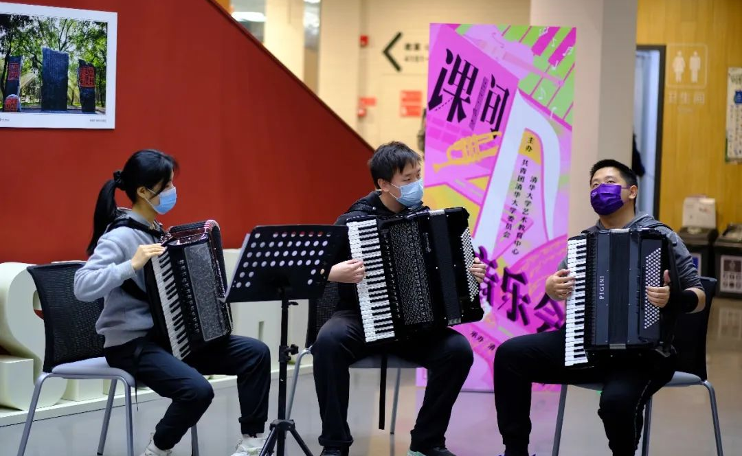 2025新澳门开门原料免费