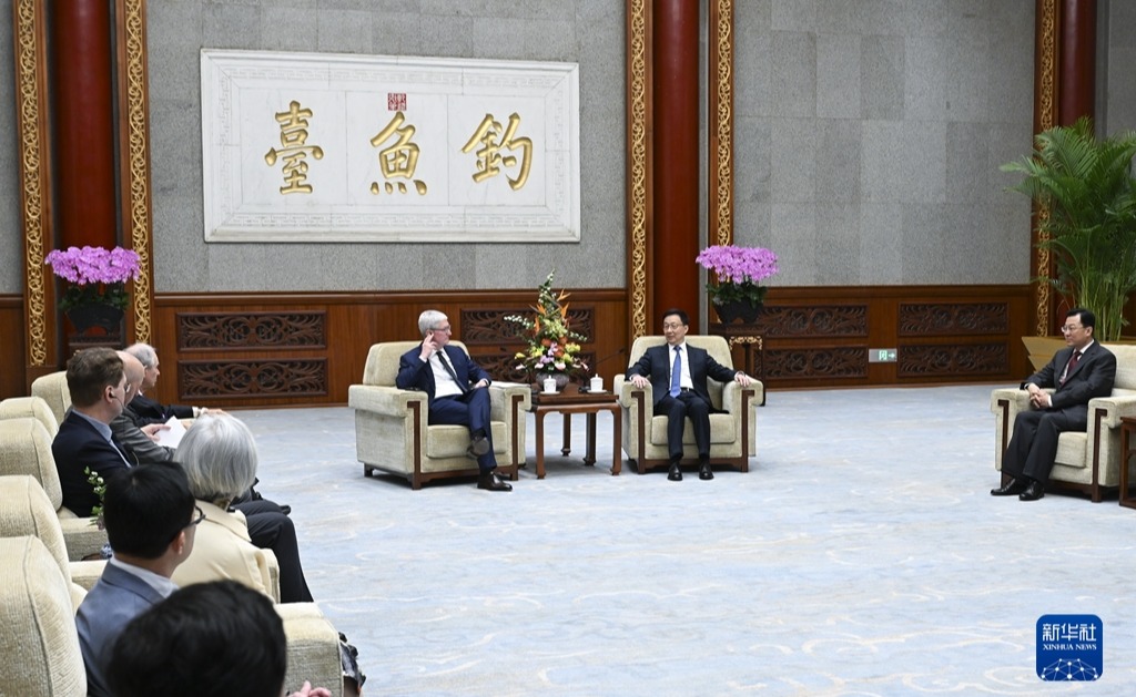2025新澳门开门原料免费