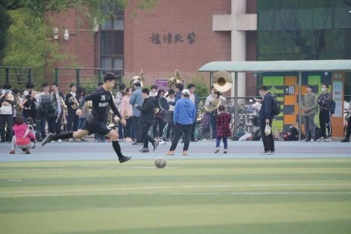 2025新澳门开门原料免费