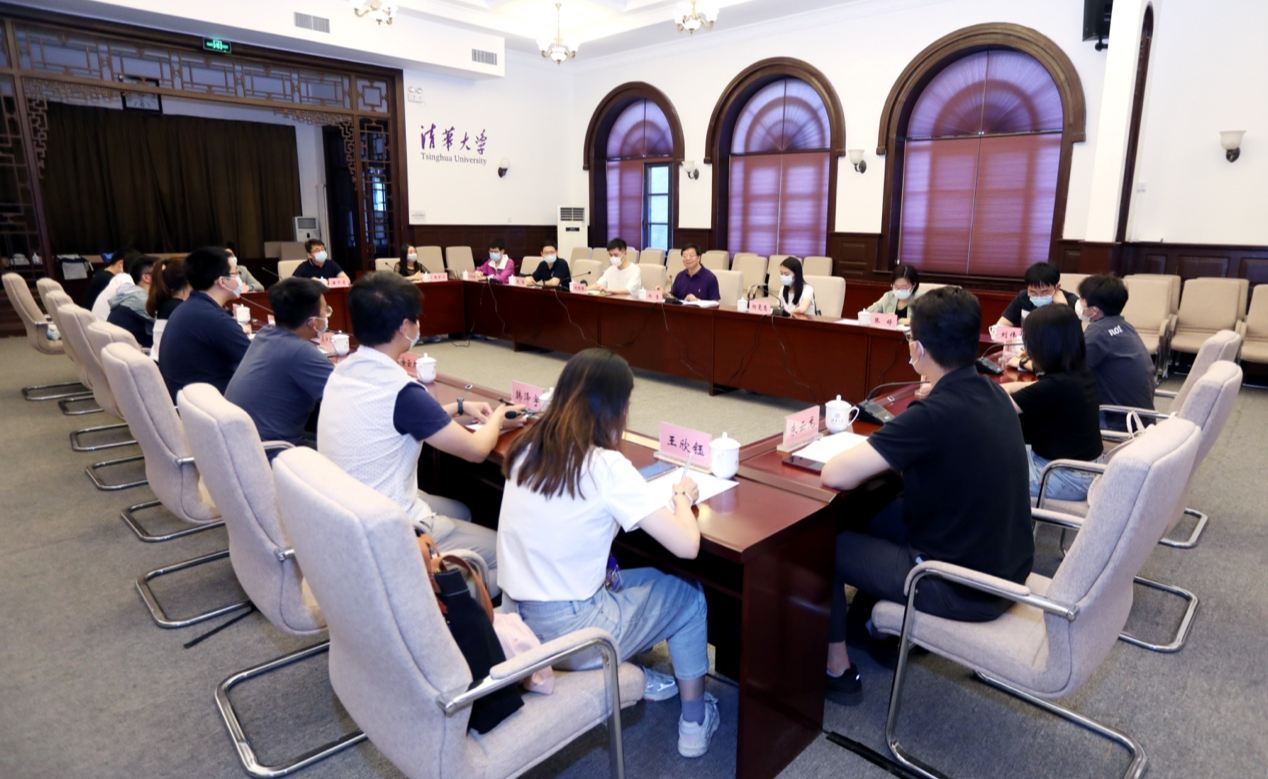 2025新澳门开门原料免费