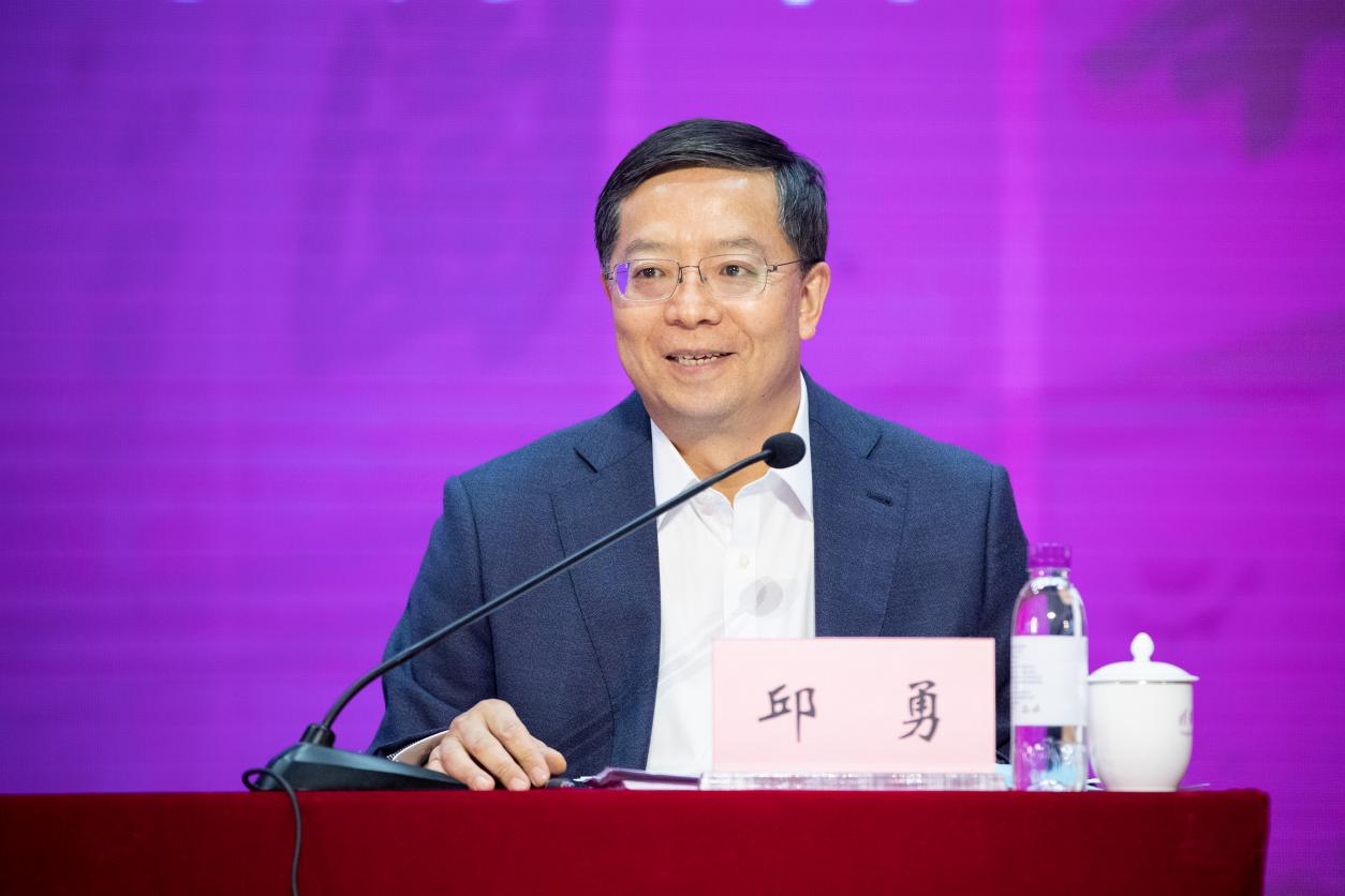 2025新澳门开门原料免费