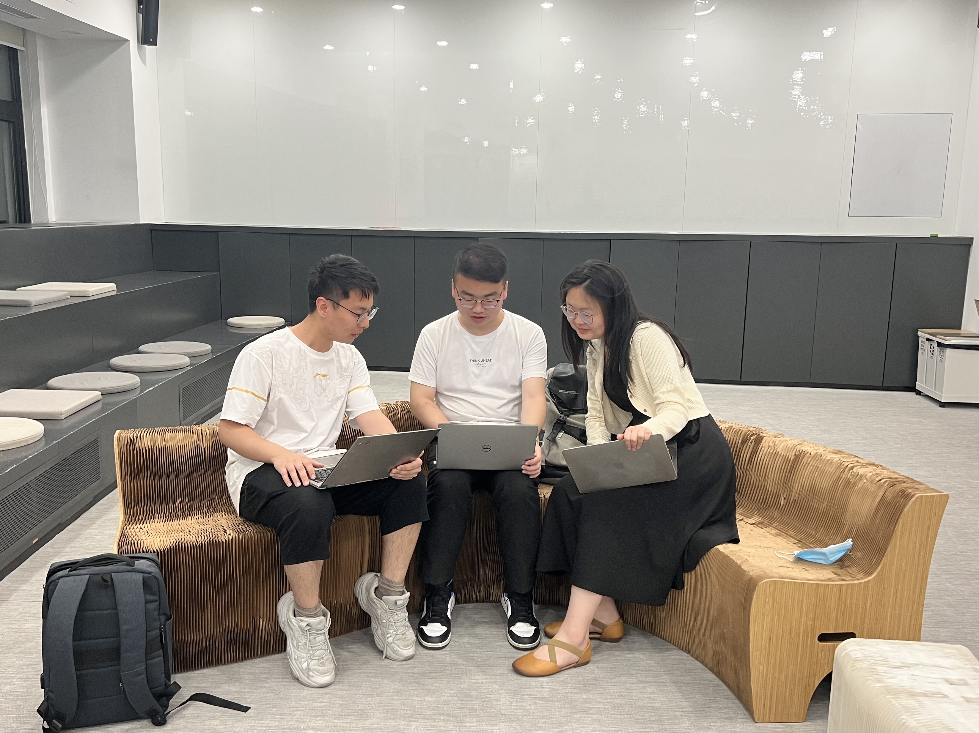 2025新澳门开门原料免费