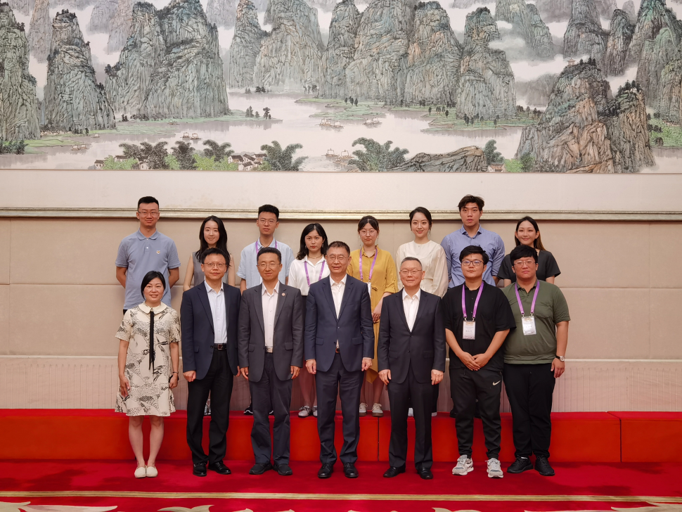 2025新澳门开门原料免费