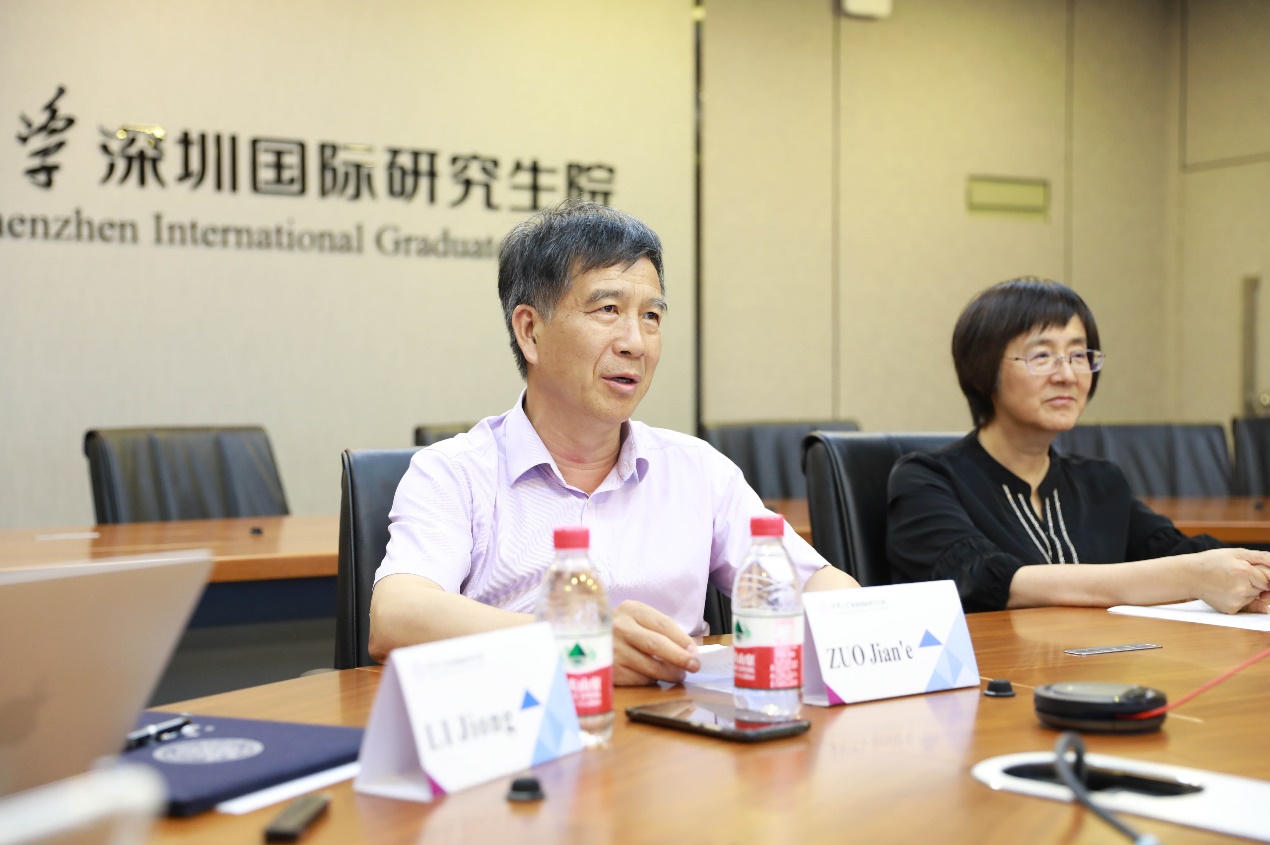 2025新澳门开门原料免费