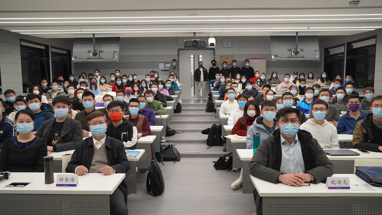 2025新澳门开门原料免费