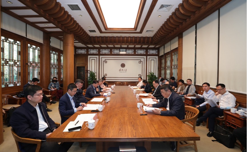 2025新澳门开门原料免费