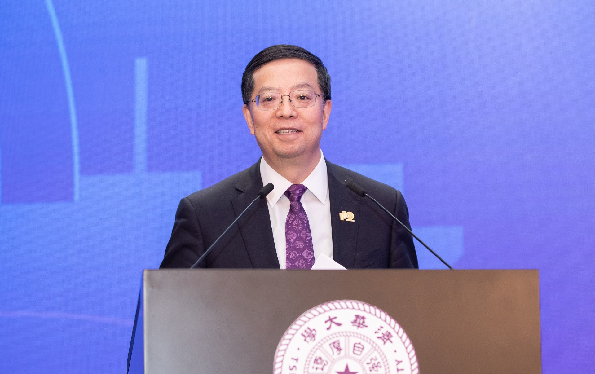 2025新澳门开门原料免费