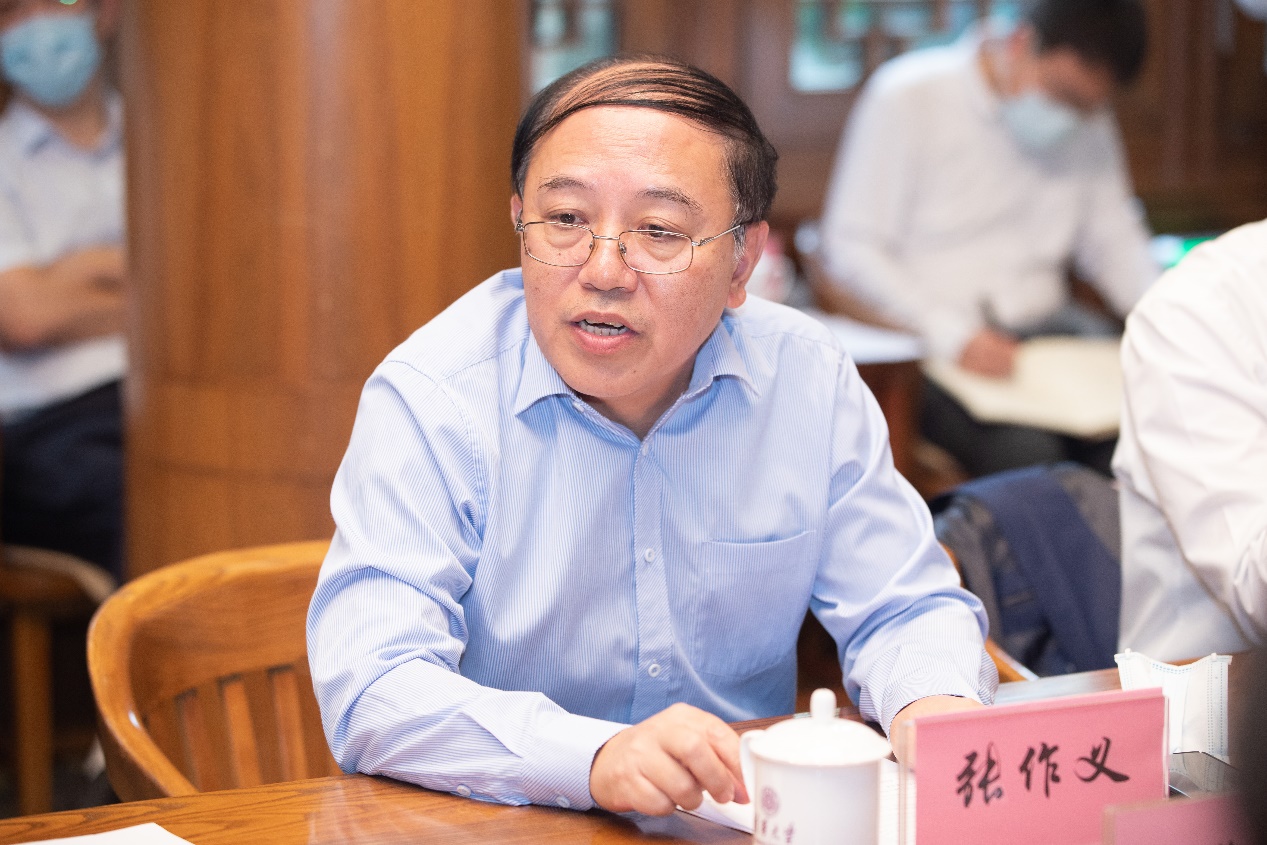 2025新澳门开门原料免费