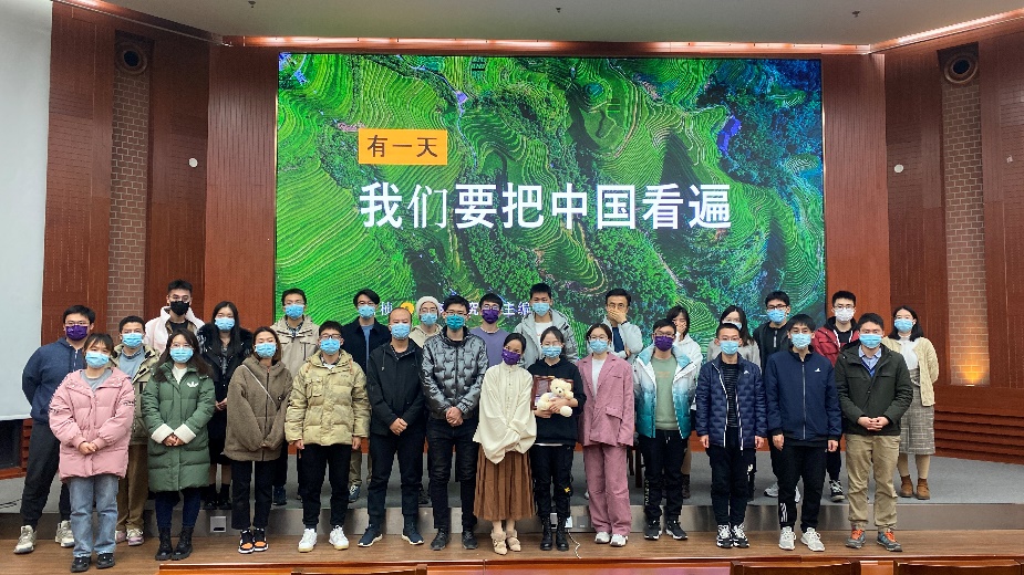 2025新澳门开门原料免费