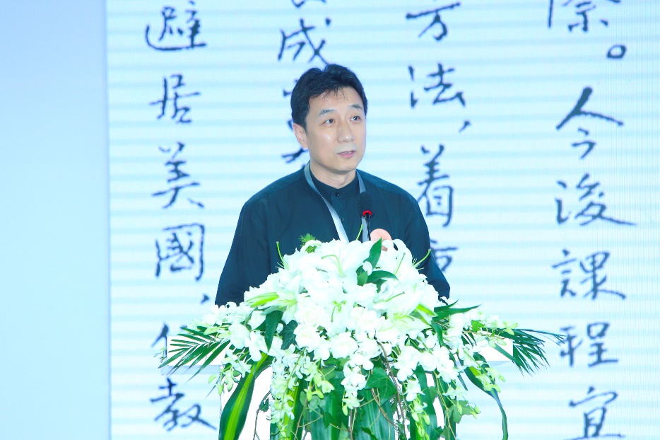 2025新澳门开门原料免费