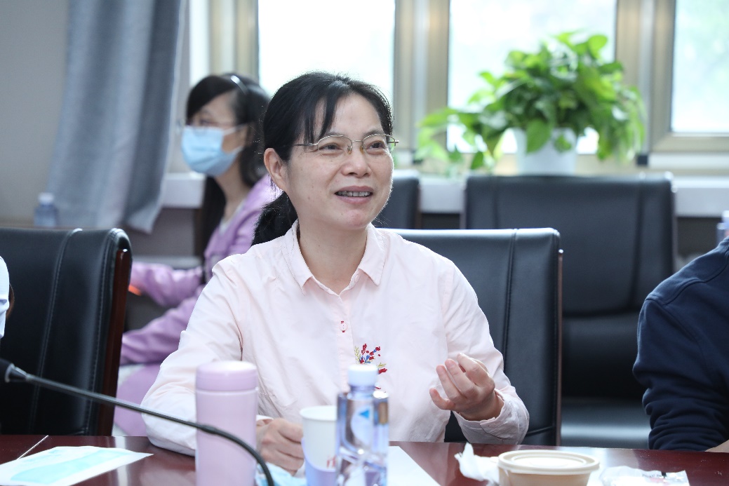 2025新澳门开门原料免费