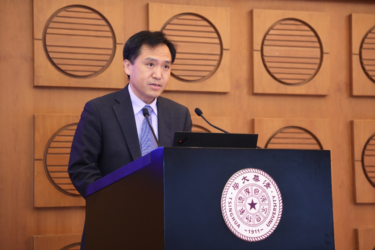 2025新澳门开门原料免费