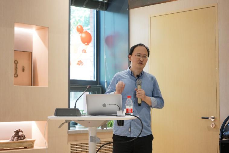 2025新澳门开门原料免费