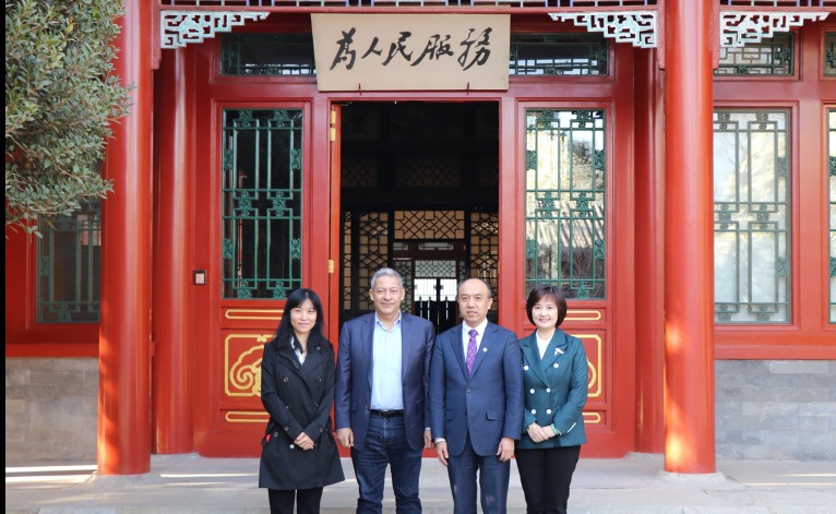 2025新澳门开门原料免费