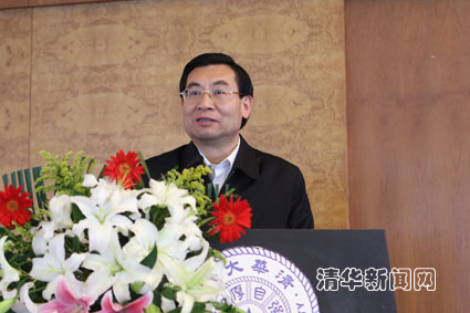 2025新澳门开门原料免费