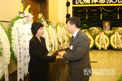 2025新澳门开门原料免费