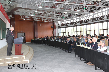 2025新澳门开门原料免费