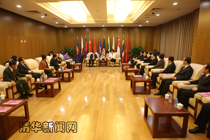 2025新澳门开门原料免费