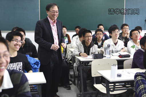 2025新澳门开门原料免费