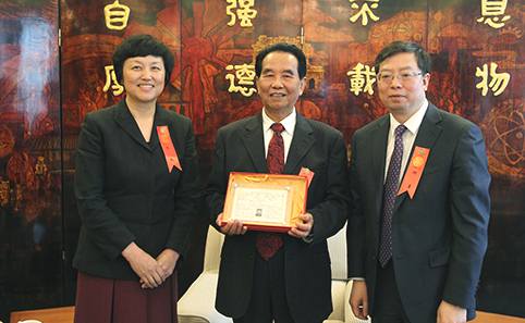2025新澳门开门原料免费
