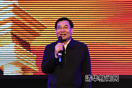 2025新澳门开门原料免费