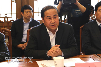 2025新澳门开门原料免费