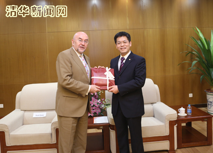 2025新澳门开门原料免费