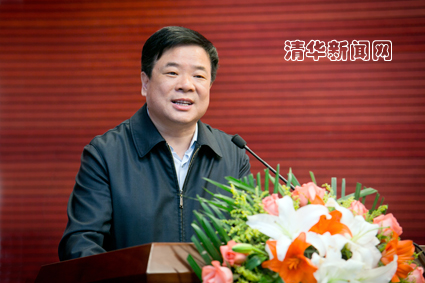 2025新澳门开门原料免费