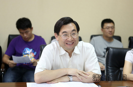 2025新澳门开门原料免费