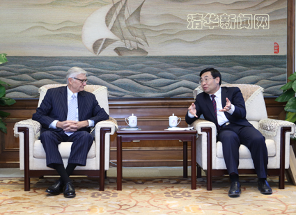 2025新澳门开门原料免费