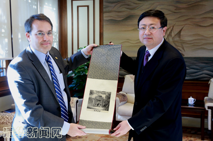 2025新澳门开门原料免费